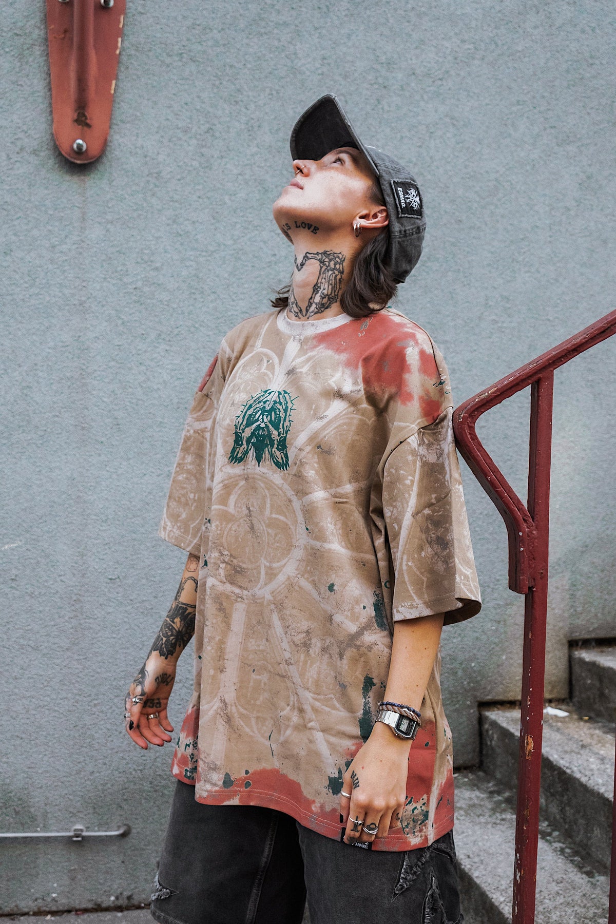 Chains Of God (Dirty Washed) - Oversized T-Shirt (200GSM)