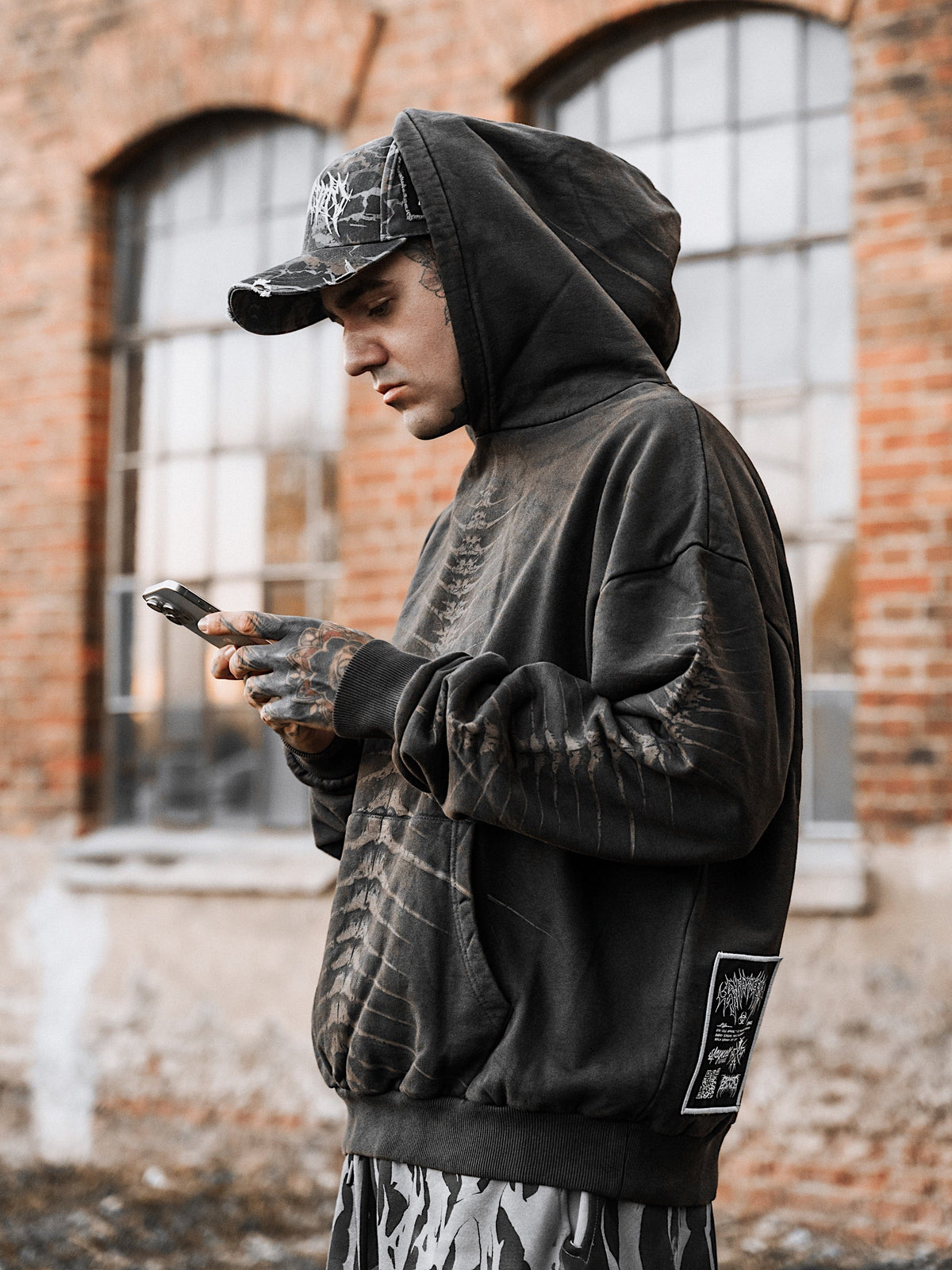 Lineage Of Dusk (Dirty) - Heavy Oversized Hoodie (400GSM)