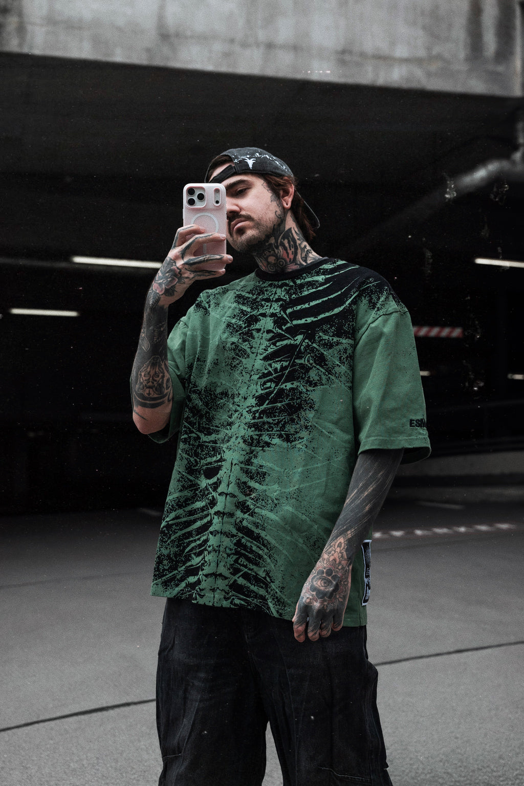 Lineage Of Dusk (Menthol) - Oversized T-Shirt (250GSM)