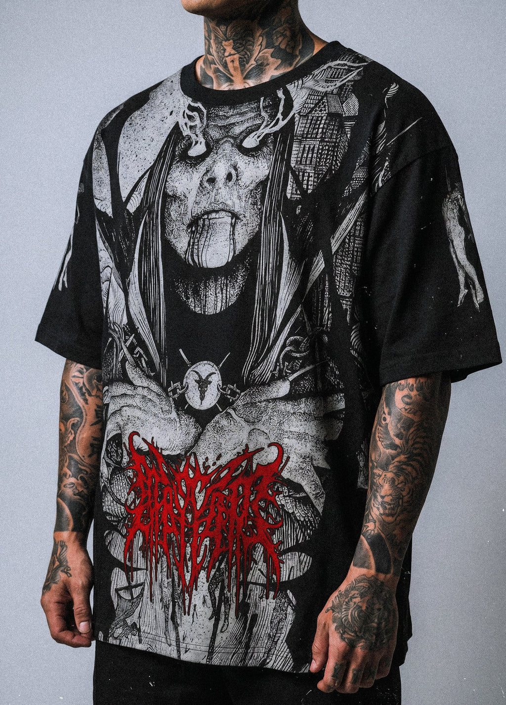 Vlad The Impaler (Black) - Oversized T-Shirt (200GSM)