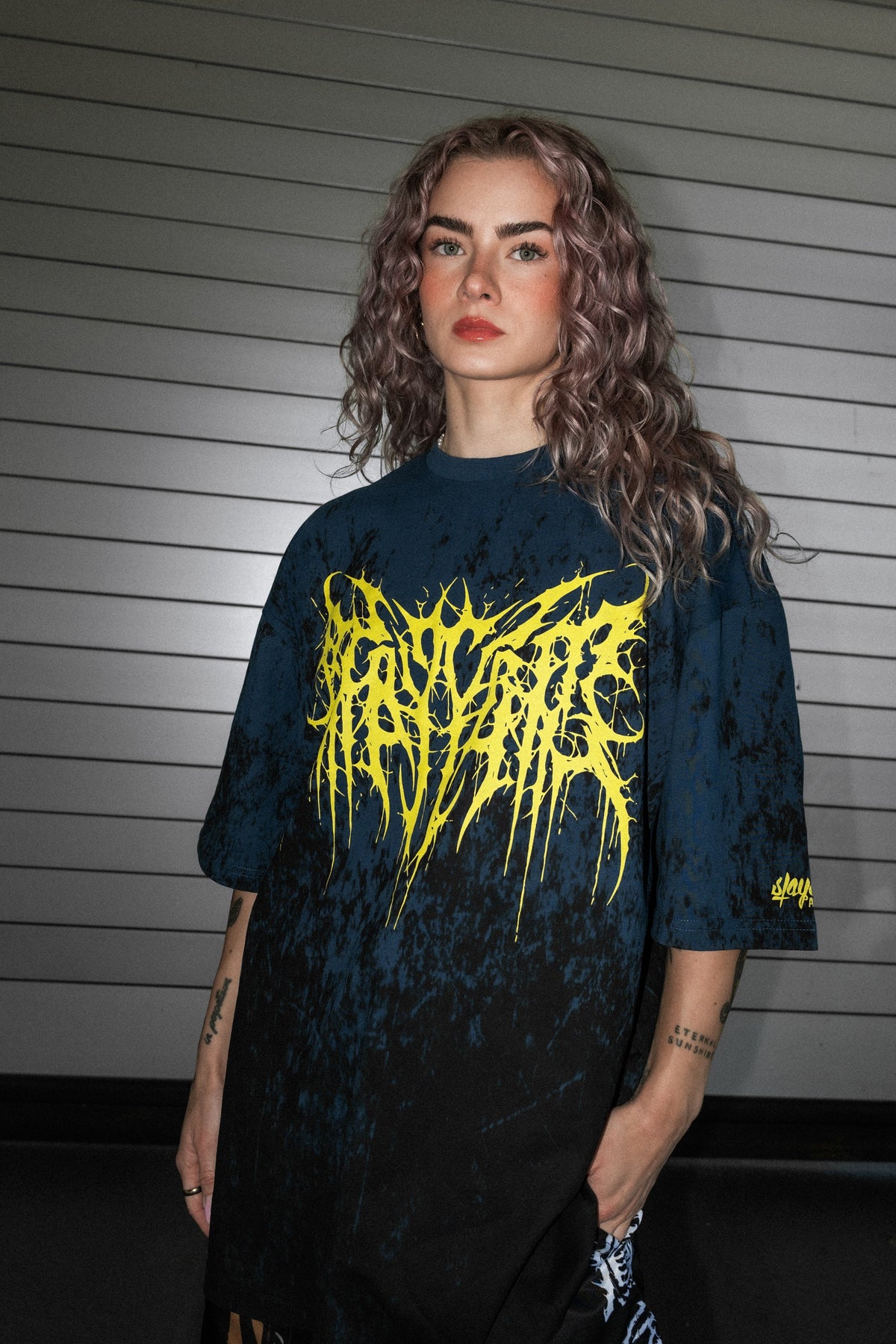 Zombie Fox (Black Petrol) - Oversized T-Shirt (200GSM)