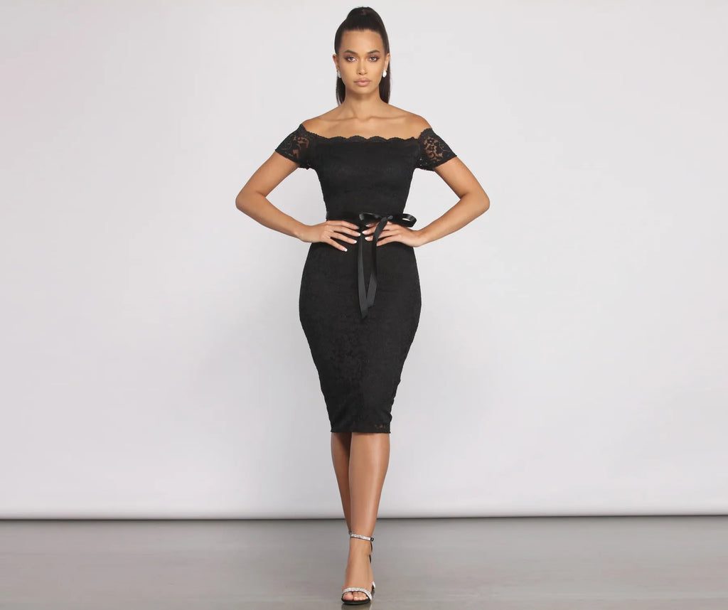 Paige Formal Off-The-Shoulder Scalloped Lace Dress